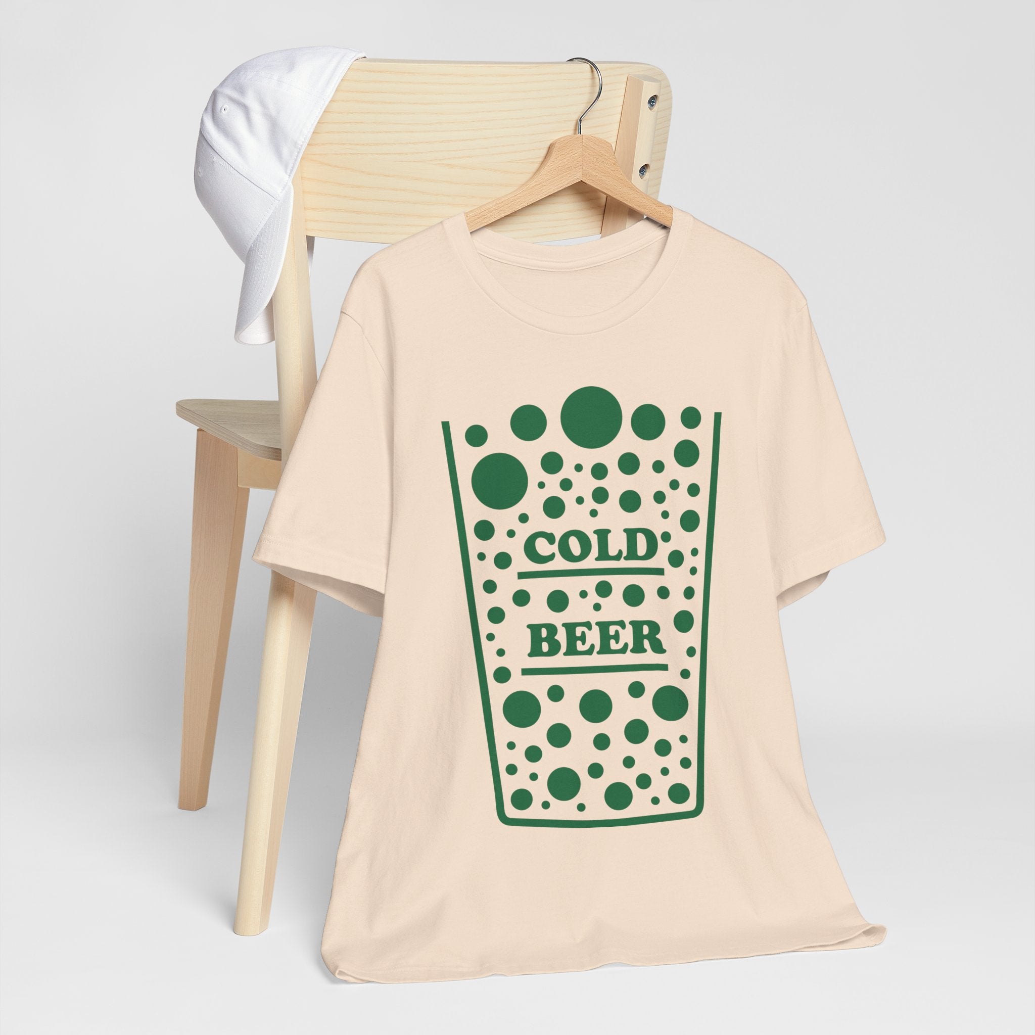 Cold Beer Glass T-Shirt – Retro Bubbly Beer Graphic Tee